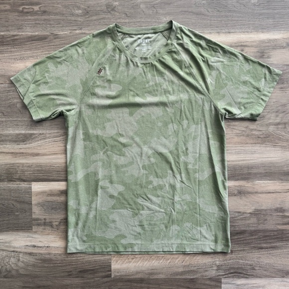 Rhone | Reign Camouflage Short Sleeve Premium Dry Tech T-Shirt - Picture 1 of 3
